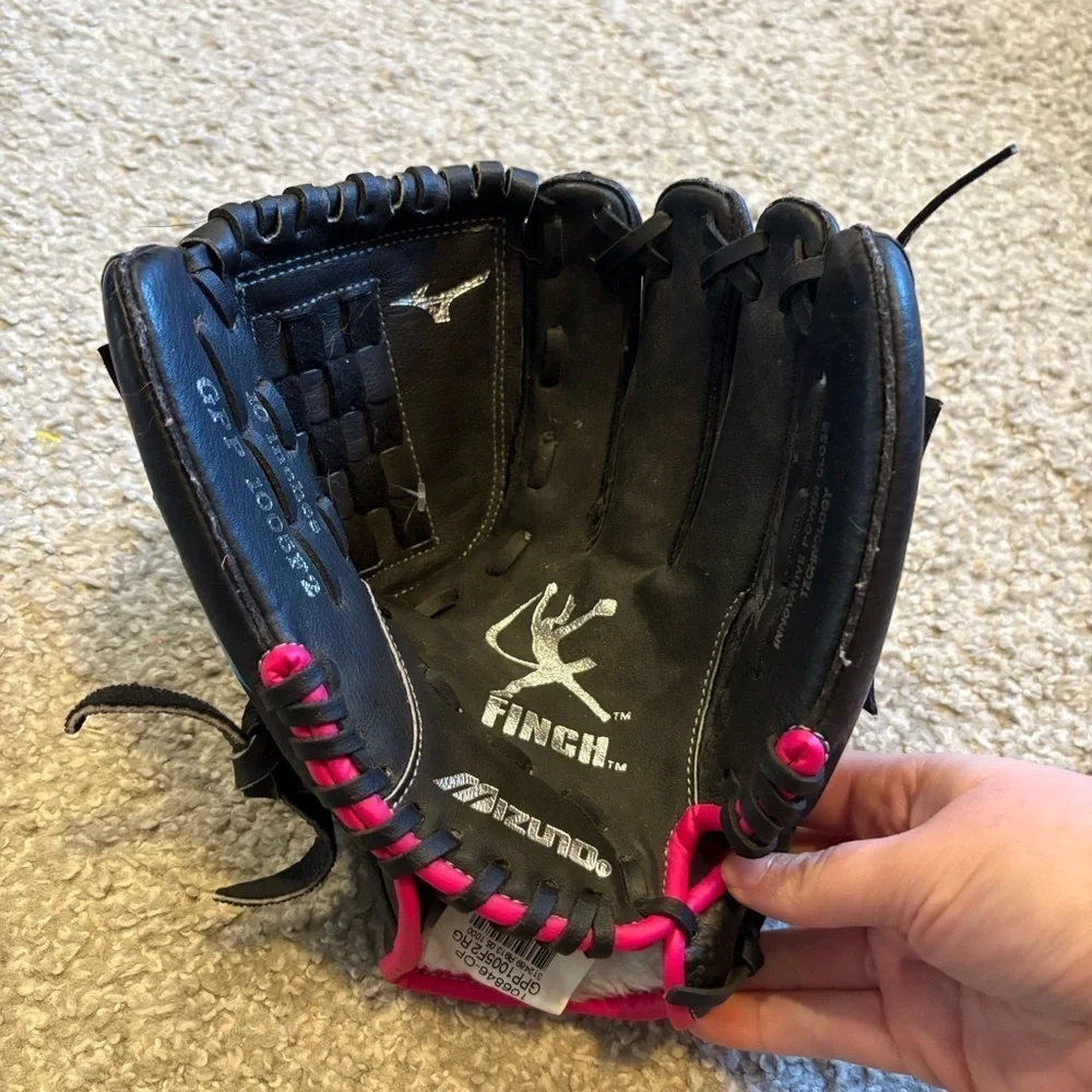 Mizuno Finch Fastpitch Softball Glove Mitt 10